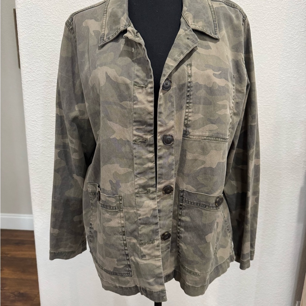 Lucky Brand- Camouflage Women's Jacket - Picture 1 of 4
